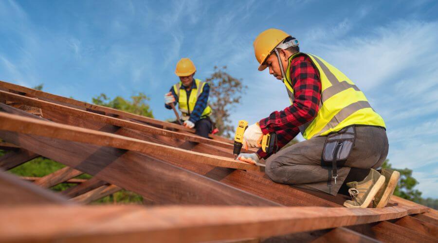 Professional Flat Roofing Installation services in Dimondale, MI